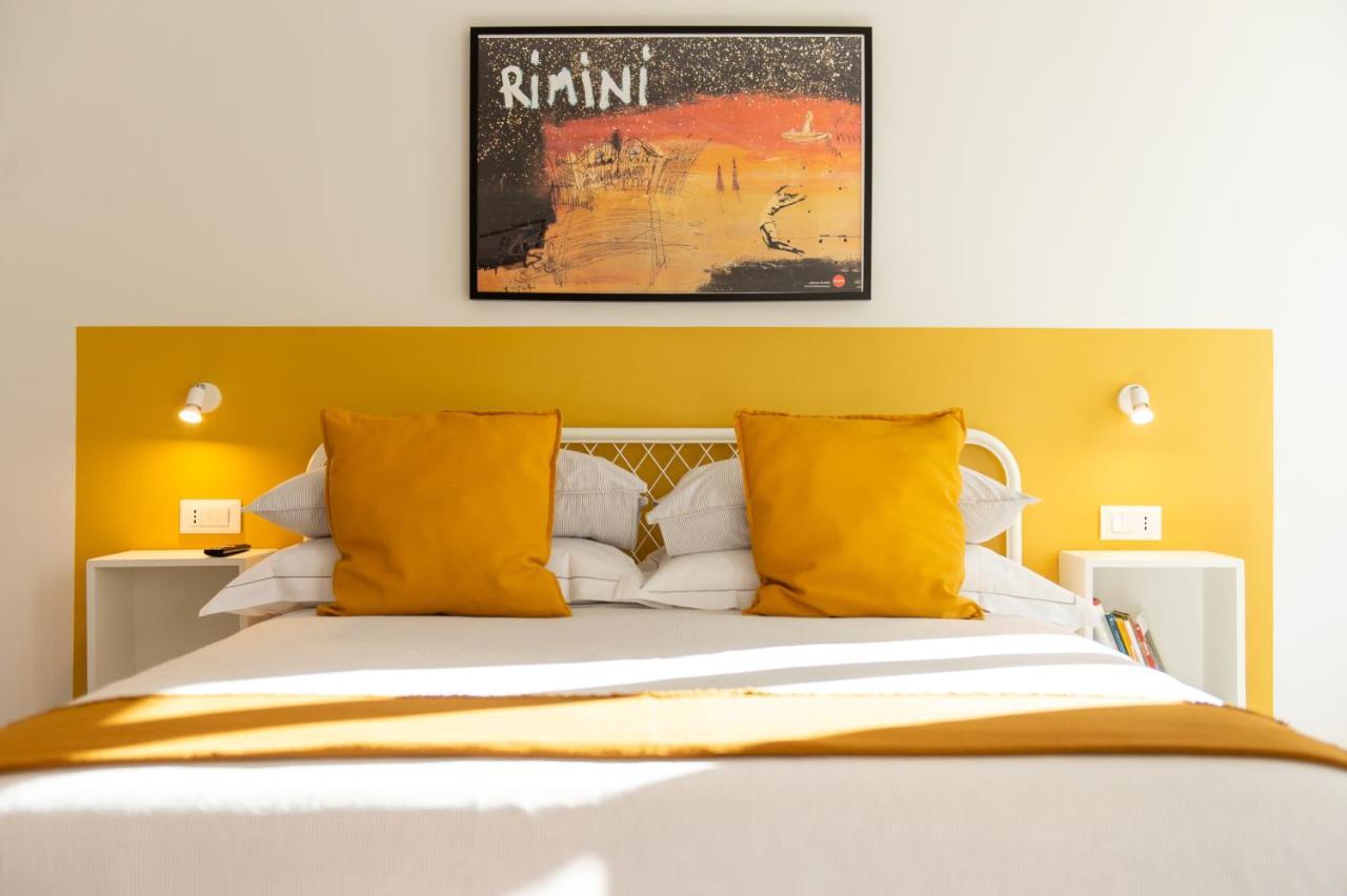 Smart & Urban Suites - Corso51 ริมินี ภายนอก รูปภาพ